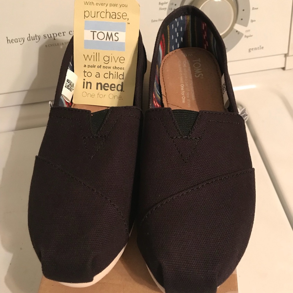Toms New in box Shoes